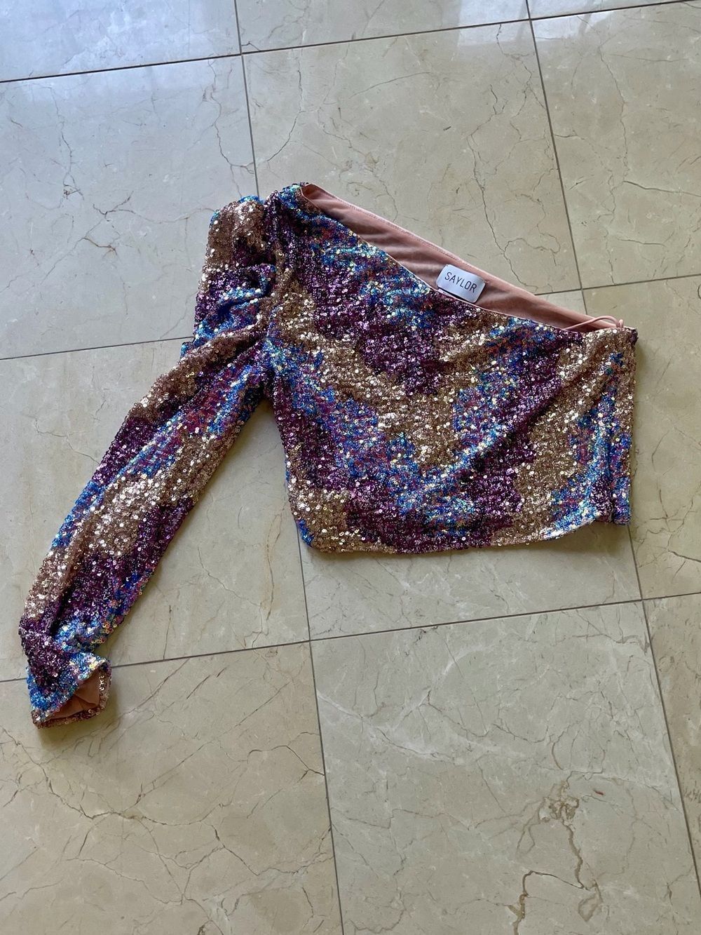 Saylor Sequin One-Shoulder Top - Picture 2 of 6